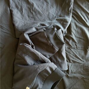 Fabletics black scrubs